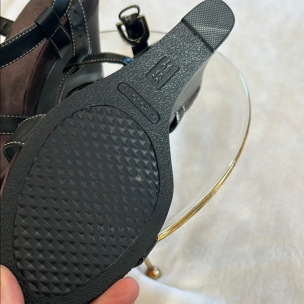 AEROSOLES Black Strappy Wedge Sandals Size 9.5